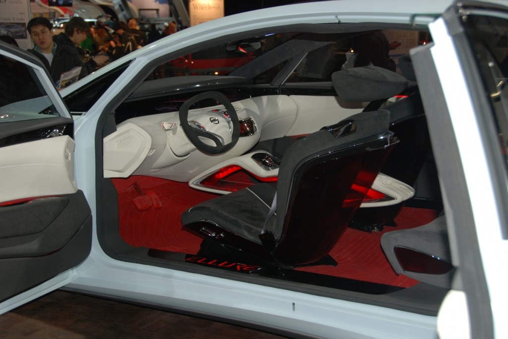 Nissan Ellure Concept Car